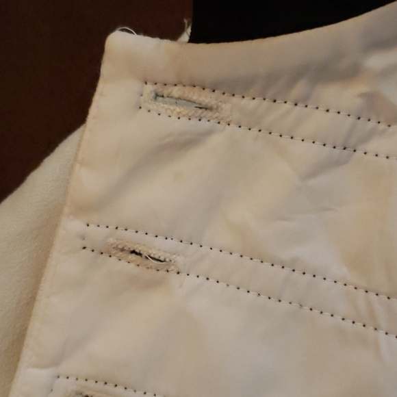 Blazer - Picture 7 of 7